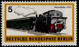 West Berlin. 1971. Berlin Rail Transport. Steam train, 1925. 5 pfg. B381. MNH