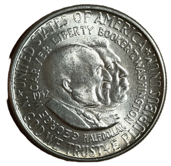 USA. 1952. ½ Dollar Washington-Carver. 12.54g. Silver .900. Au. C661. RI.12