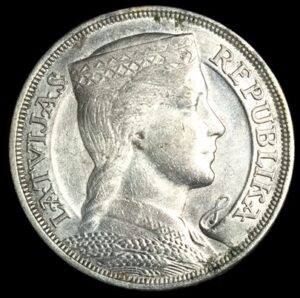 Latvia. 1929. 5 Lati. 24.97g. Silver .835. XF. C667. RI.8